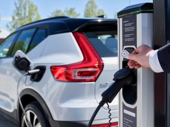 The agreement means Volvo electric car drivers will be able to use more than 200,000 charge points across 38 European countries with just one app or card